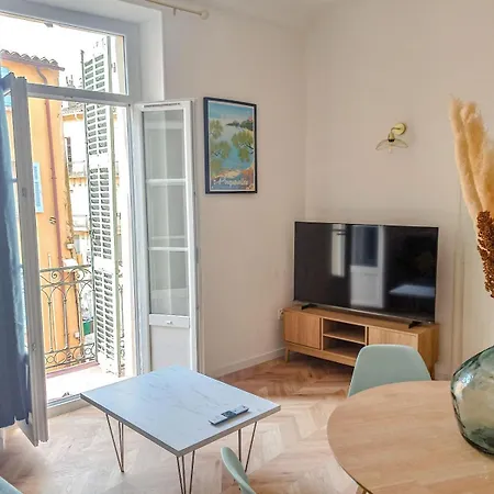 Apartment Lumiere Doree *